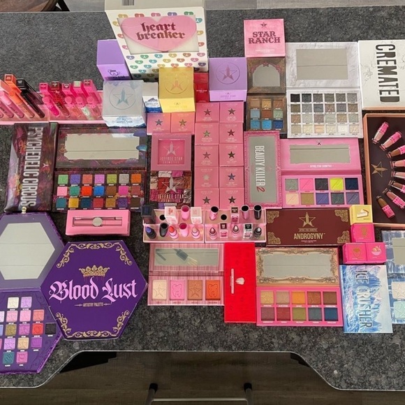 Jeffree Star Other - Jeffree Star MYSTERY over twice the fun lot ❤️ it or💰back have🧁& eat it too